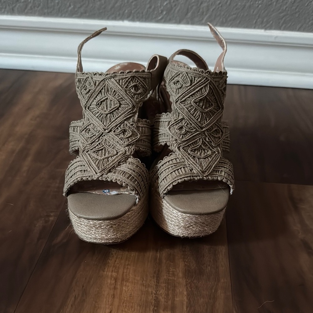 Lucky Brand Tan Espadrille Platform Shoes
